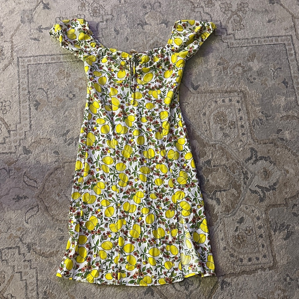 Monteau Los Angeles Smocked Floral Dress